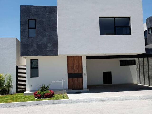 Venta en Hacienda San Antonio - Metepec